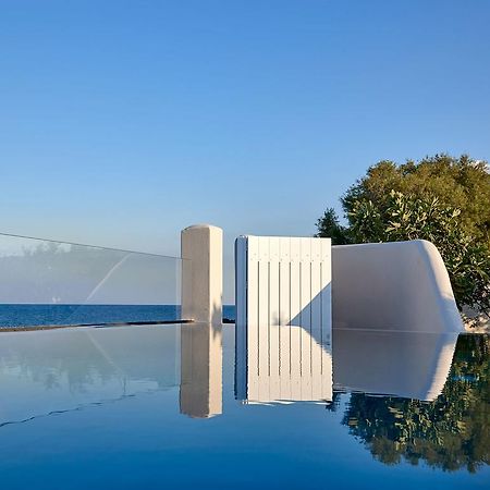 Incognito Beach Villa Santorini Kamári Exterior foto