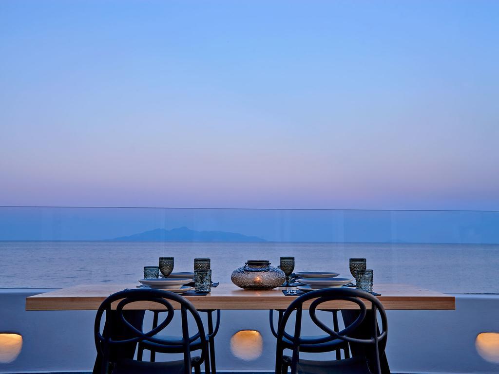 Incognito Beach Villa Santorini Kamári Exterior foto