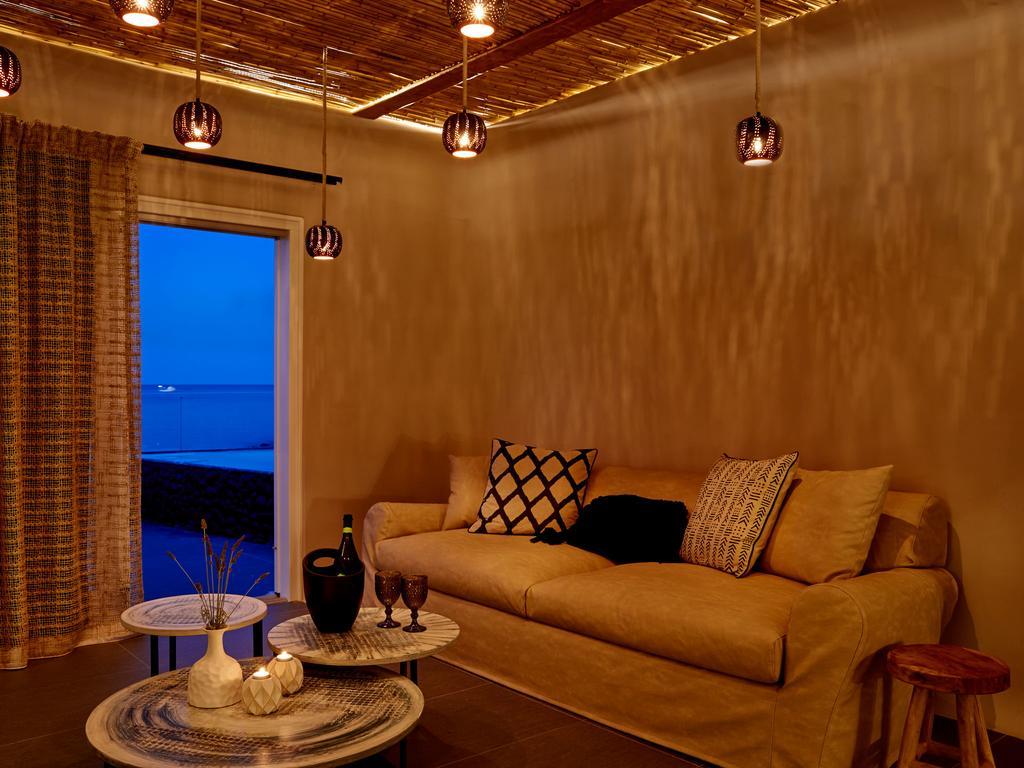 Incognito Beach Villa Santorini Kamári Exterior foto