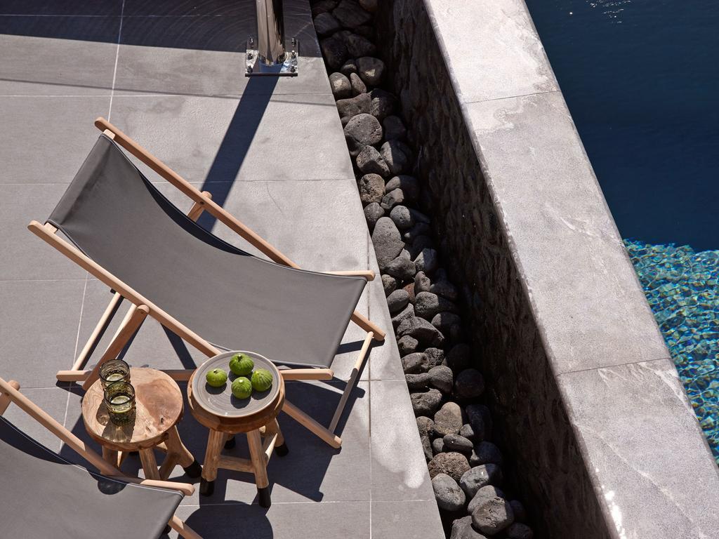Incognito Beach Villa Santorini Kamári Exterior foto