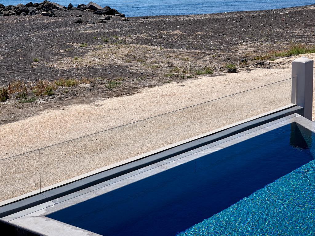 Incognito Beach Villa Santorini Kamári Exterior foto